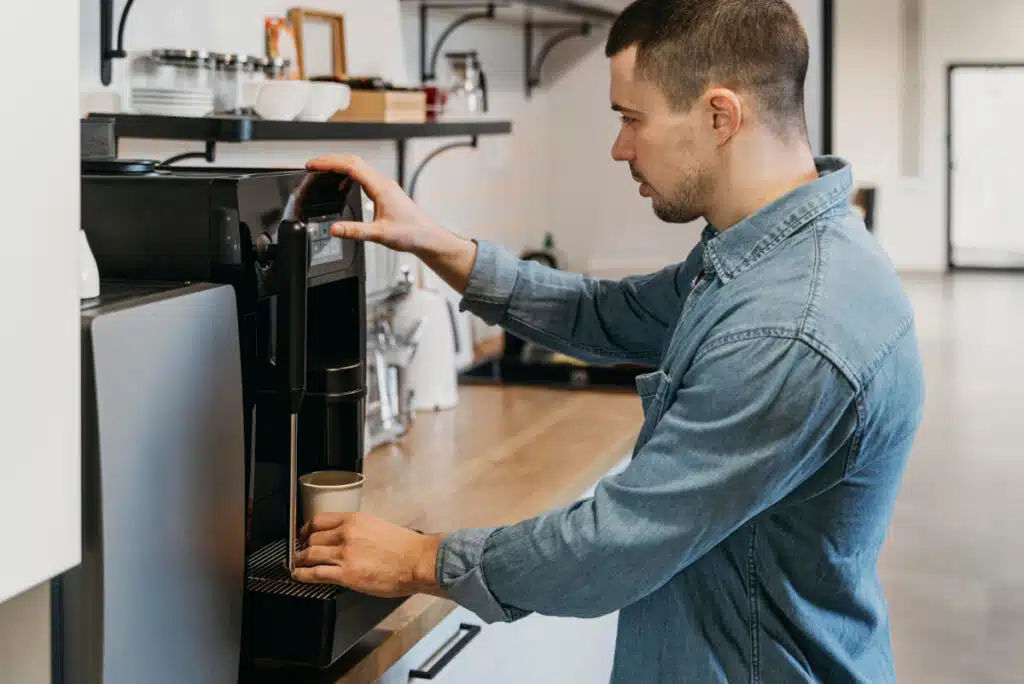 Comment créer un espace café agréable et pratique dans sa cuisine