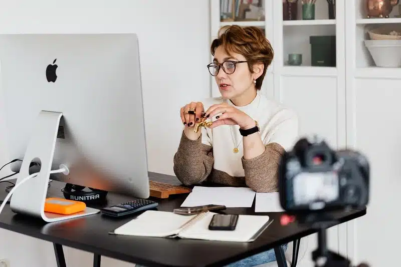 Les avantages de consulter un psychologue en ligne