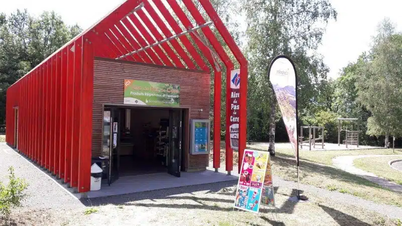 Les bornes tactiles extérieures une innovation pour les villes et les parcs