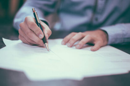 Contrat garantie décès : comment adapter la couverture à vos besoins ?