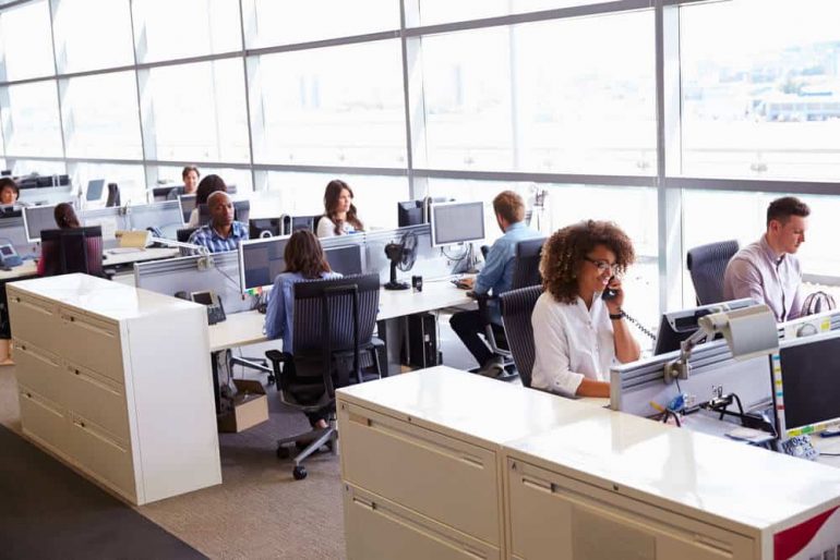 Comment bien choisir son aménageur de bureau